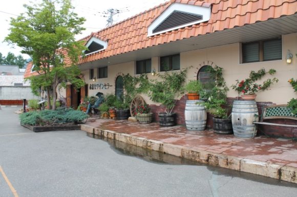 Verkaufs- und Probengebäude des Yamanashi Wine Club