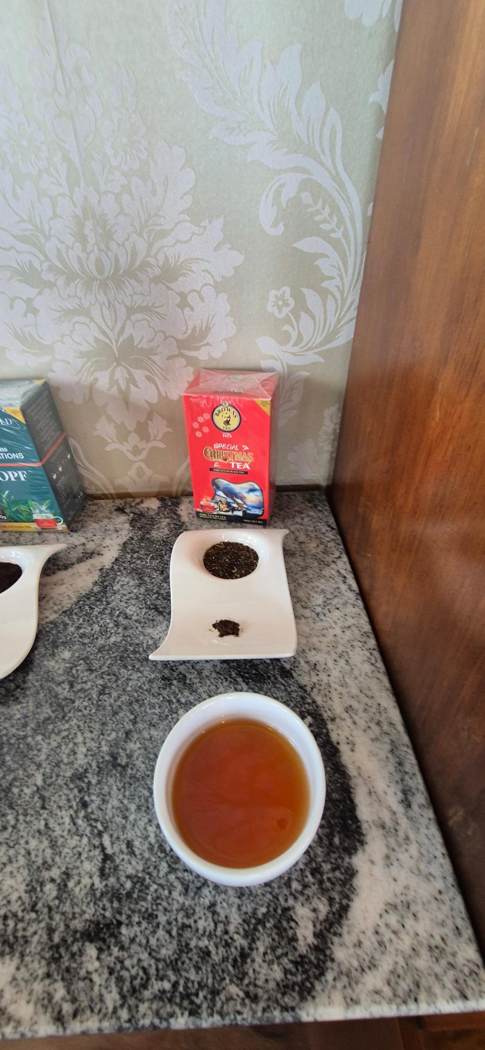 Rothschild Schwarztee - kräftig aufgebrühter Ceylon-Tee