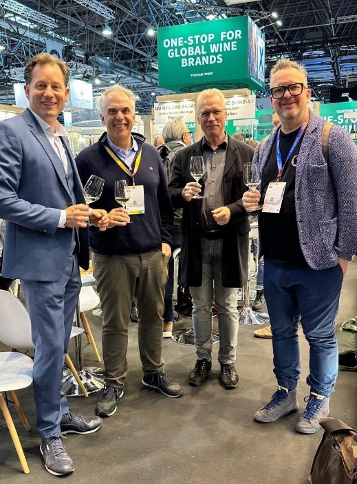 Weinreferenten Denis Duhme, Dirk Behrens, Karsten Kuske und Patrick Witte auf der ProWein 2026 in Düsseldorf